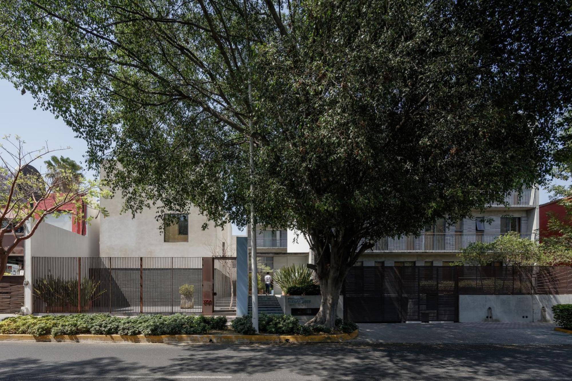 Apartamentos Buenos Aires Гуадалахара Екстериор снимка