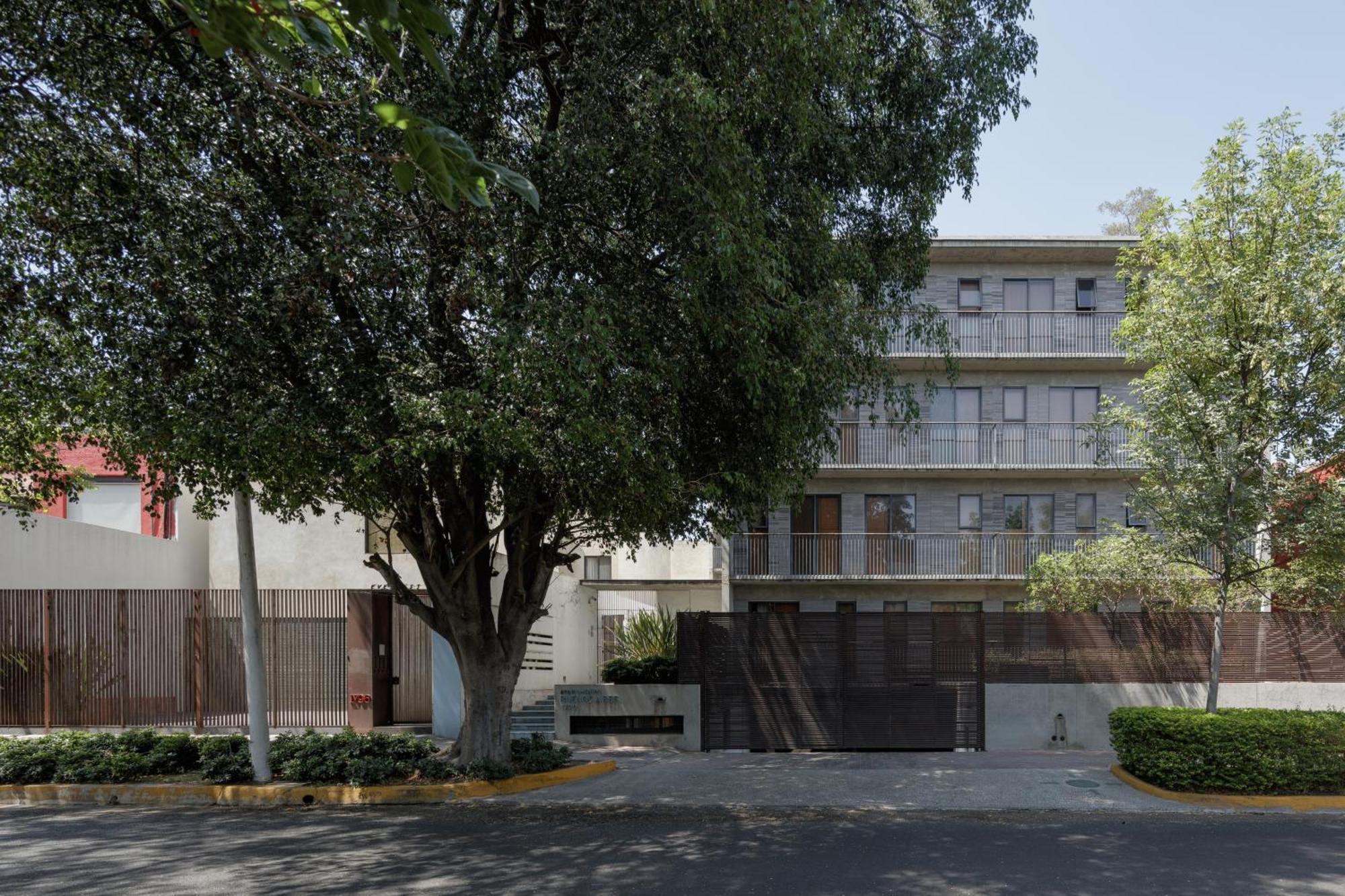 Apartamentos Buenos Aires Гуадалахара Екстериор снимка